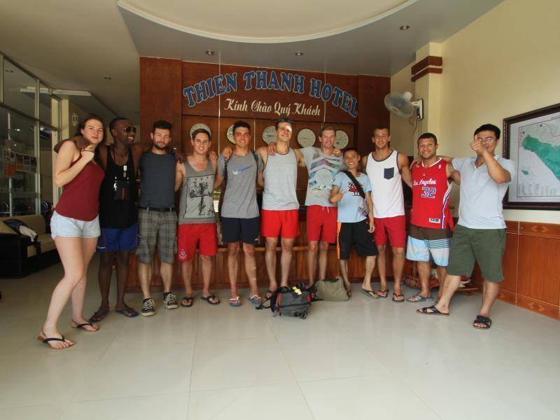 Thien Thanh Hotel Phong Nha Bagian luar foto